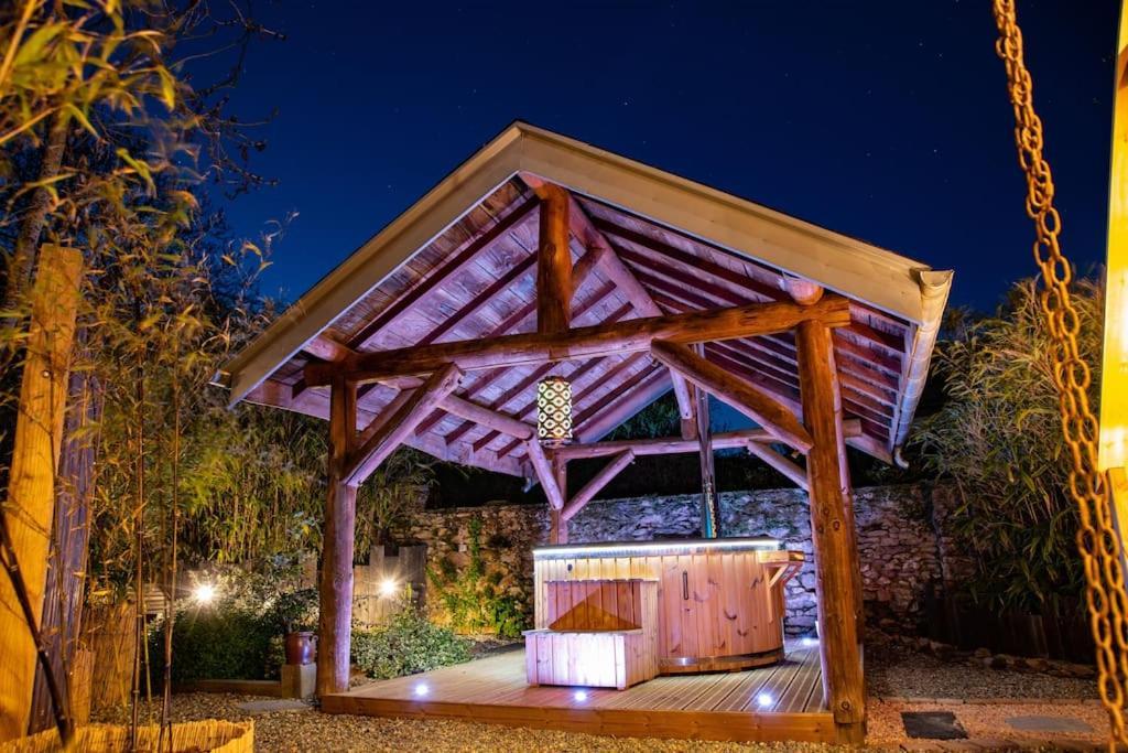 La Cabane Des Colibris Rieupeyroux  Buitenkant foto