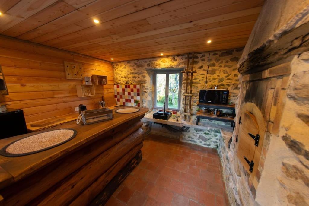 La Cabane Des Colibris Rieupeyroux  Buitenkant foto