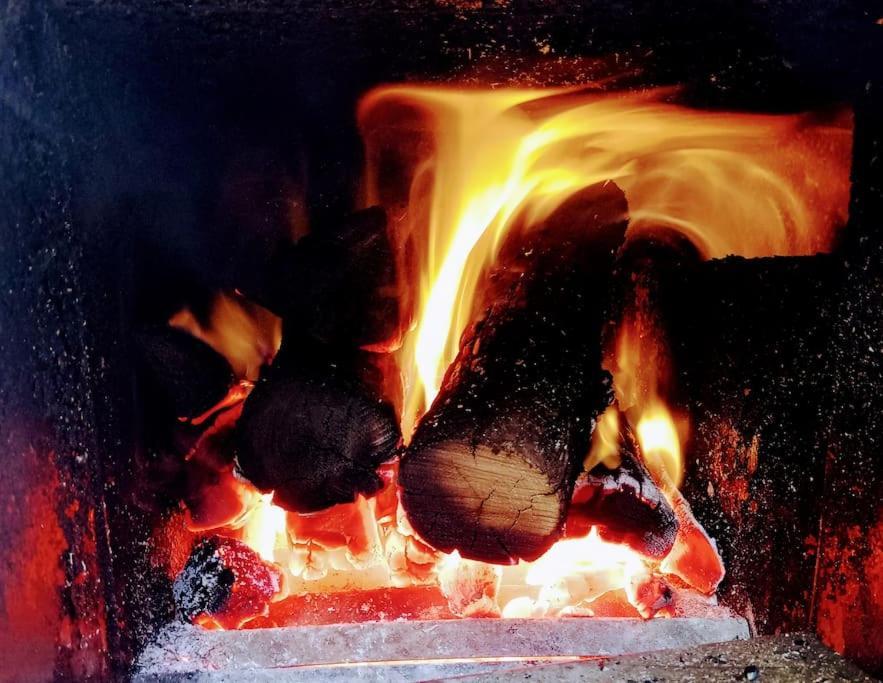 La Cabane Des Colibris Rieupeyroux  Buitenkant foto