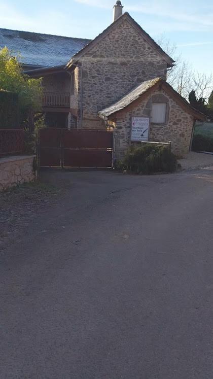 La Cabane Des Colibris Rieupeyroux  Buitenkant foto